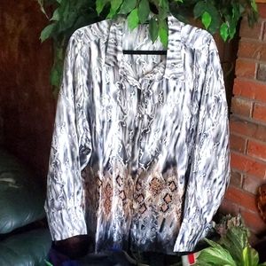 Plus size Madison Paige ladies blouse